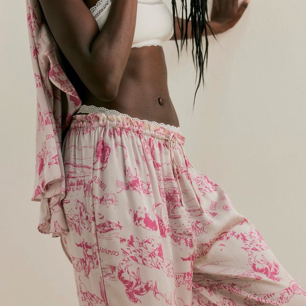 Free People Pink and White Dreamy Days Pajama Set in Tea Combo XL - Picture 4 of 4